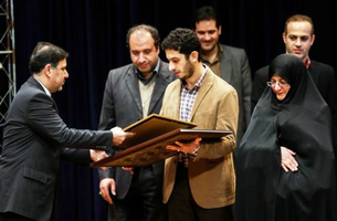 عکس شماره 1199 %D8%A2%D9%85%D8%A7%DB%8C%D8%B4-%D8%B3%D8%B1%D8%B2%D9%85%DB%8C%D9%86-%D8%A7%D8%B2-%D8%A7%D9%82%D8%AF%D8%A7%D9%85%D8%A7%D8%AA-%DA%A9%D8%A7%D8%B2%D8%B1%D9%88%D9%86%DB%8C-%D8%A8%D9%88%D8%AF