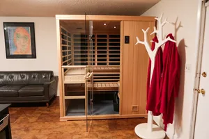 سونا و جکوزی خانگی، آرامشی با حضور آب