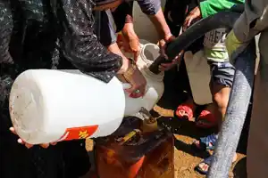 عکس شماره 5845 %D8%AE%D8%B1%D9%88%D8%AC-200-%D8%B4%D9%87%D8%B1-%D8%A7%D8%B2-%D9%84%DB%8C%D8%B3%D8%AA-%D8%B4%D9%87%D8%B1%D9%87%D8%A7%DB%8C-%D8%AF%D8%B1%DA%AF%DB%8C%D8%B1-%D8%AA%D9%86%D8%B4-%D8%A2%D8%A8%DB%8C