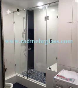 دور دوشی صاف با درب بازشو