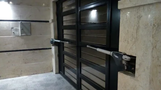 جک بازویی ایتالیایی