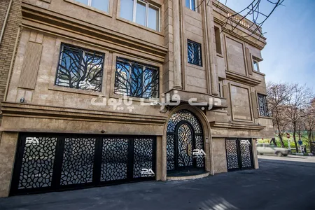 نمونه اجرا شده درب و حفاظ پنجره مدل 057 در شهر تبریز