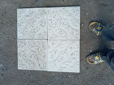 موزاییکباطرح گل مریم باسنگ ریز رنگی