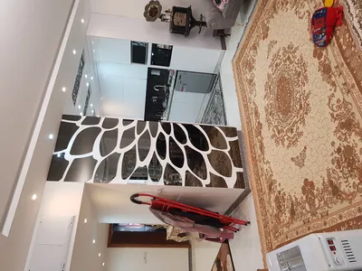 آینه یک میل