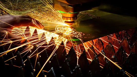 برش انواع فلزات لیزری در شیراز شرکت کولاک فن 