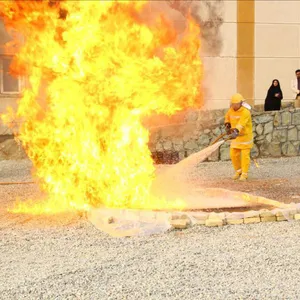مخترع فوم آتش نشانی جدید با کف مخصوص و پایدار