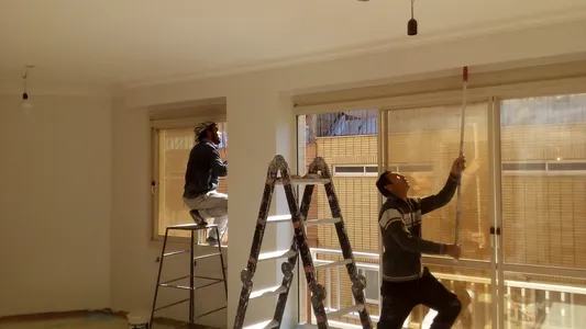 رنگ آمیزی و نقاشی ساختمان