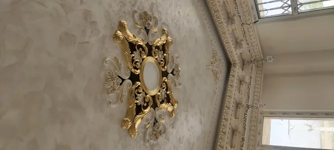 اجرای پتینه کاری و ورق طلا و کارهای هنری