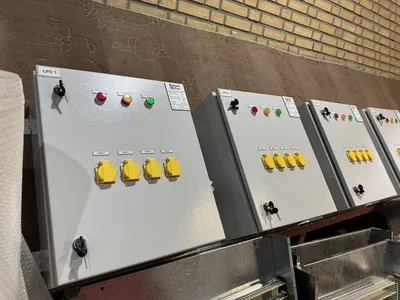 طراحی و تولید تابلو برق های صنعتی فشار ضعیف و متوسط