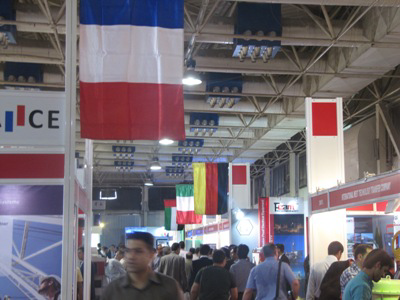 عکس شماره 3192 %D8%A7%D9%87%D8%AA%D8%B2%D8%A7%D8%B2-%D9%BE%D8%B1%DA%86%D9%85-%DA%A9%D8%B4%D9%88%D8%B1%D9%87%D8%A7%DB%8C-%D8%A7%D8%B1%D9%88%D9%BE%D8%A7%DB%8C%DB%8C-%D8%AF%D8%B1-%D9%86%D9%85%D8%A7%DB%8C%D8%B4%DA%AF%D8%A7%D9%87-%D9%86%D9%81%D8%AA