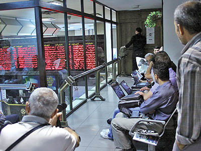 عکس شماره 4875 %D8%A2%D9%86-%D8%B3%D9%88%DB%8C-%D8%AA%D8%A7%D9%84%D8%A7%D8%B1-%D8%B4%DB%8C%D8%B4%D9%87-%D8%A7%DB%8C-%DA%86%D9%87-%D9%85%DB%8C-%DA%AF%D8%B0%D8%B1%D8%AF