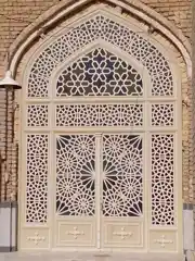 عکس شماره 13901 گره-لنگه-و-حاشیه-چوبی-شیشه-رنگی