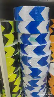 عکس شماره 41154 شبرنگ-لانه-زنبوری-جهت-دار-کف-پارکینگ