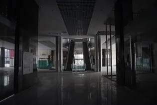  طراحی و اجرای صفر تا صد ساختمان کارخانه جات 