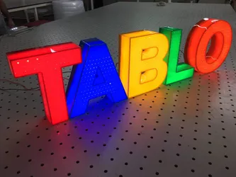 عکس تابلو حروف برجسته نئون پلاستیک ( حروف برجسته پلاستیک ) 11610