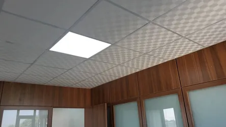 عکس تایل گچی با روکش پی وی سی pvc  23506