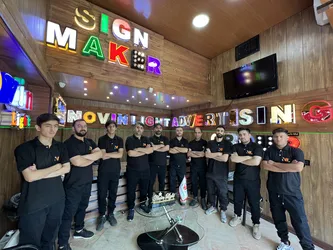 عکس ساخت تابلوهای تبلیغاتی 29075