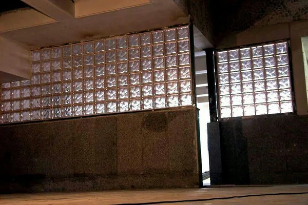 عکس بلوک شیشه ای  10621