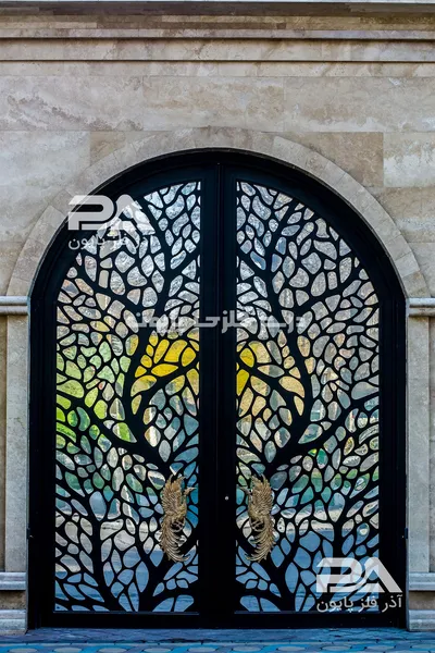 عکس درب فلزی پایون مدل 057 نمونه اجرا شده دولنگه قوس دار 19252