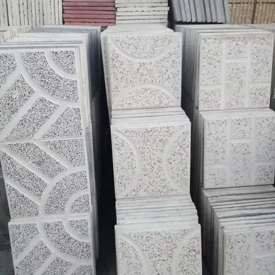 عکس سه طرح موزاییک آجریوماهواره وتابش خورشید 20537