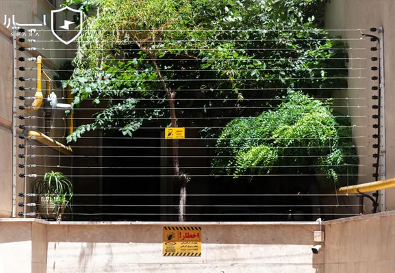 عکس فنس الکتریکی باغ و ویلا 20776