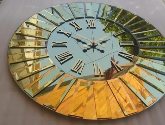 عکس ساعت اینه ای 21070