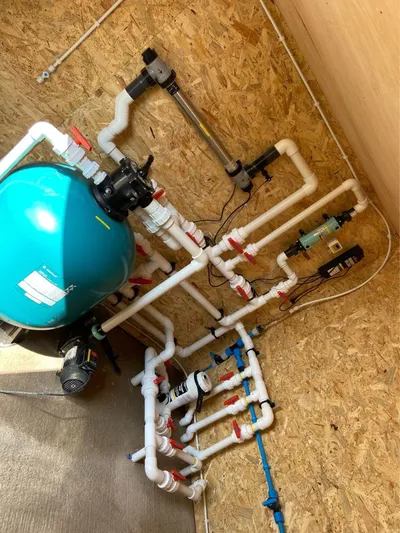 عکس مجری استخر لواسان 21757