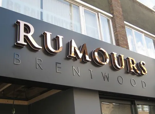 عکس تابلو کامپوزیت چلنیوم و استیل 22528