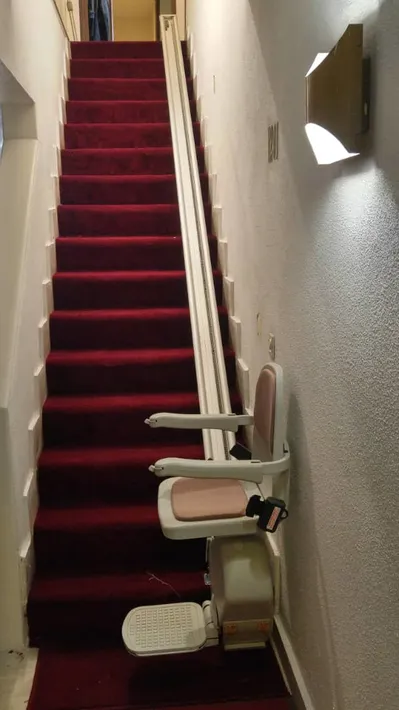 عکس صندلی پله  23297