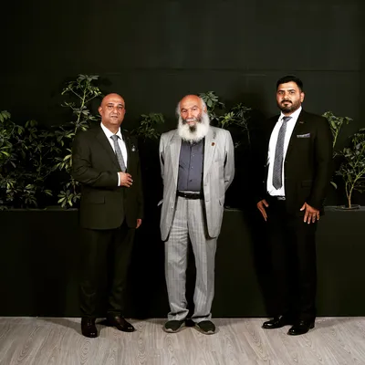 عکس طراحی و مونتاژ آسانسور  25565