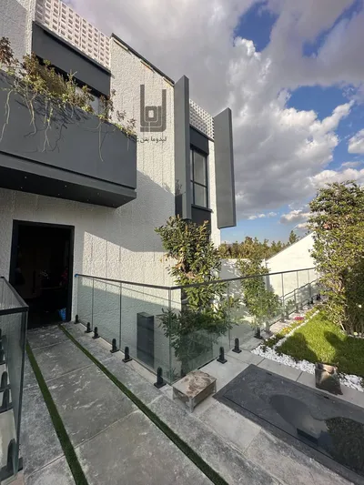 عکس قطعات پیش ساخته بتنی و GFRC 30957