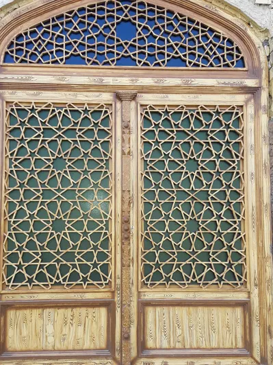 عکس درب و پنجره سنتی و گره چینی 31793