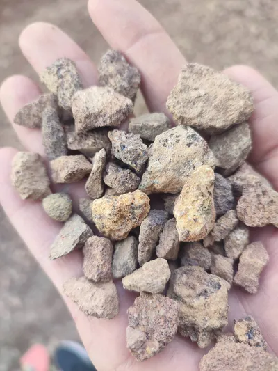 عکس پوکه معدنی مشهد  33382