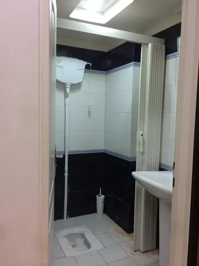 عکس پارتیشن ضد آب متحرک حمام 41416