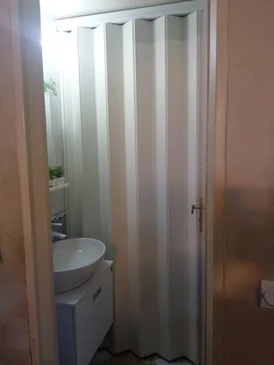 عکس پارتیشن ضد آب متحرک حمام 41421