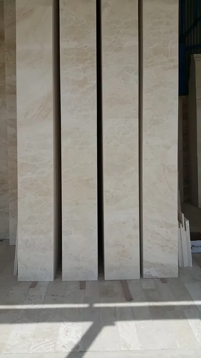 عکس تراورتن سفید عباس آباد 43096