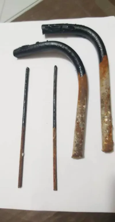 عکس ضد زنگ مومی فلزات پادنار 44209