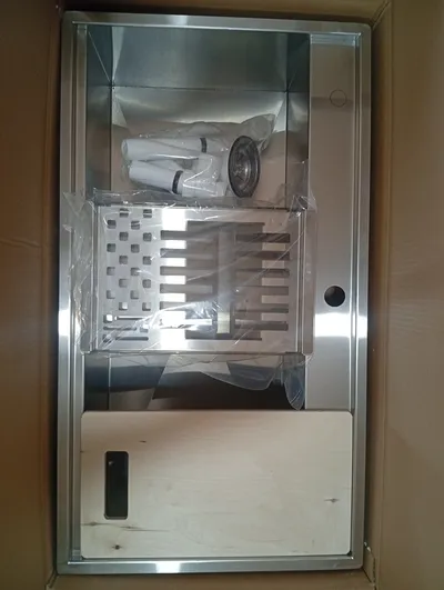 عکس سینک ظرف شویی مدرن لیورا در شیراز  45006