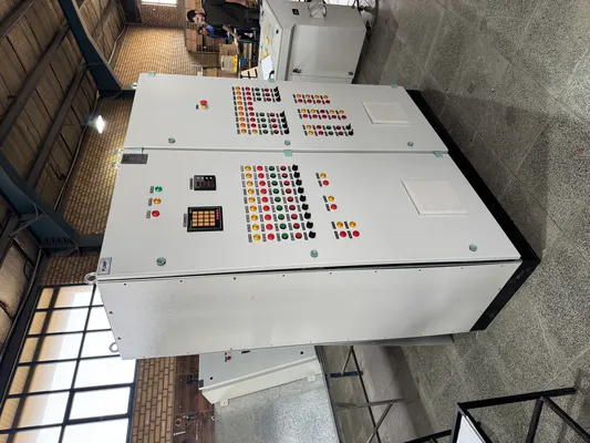 عکس طراحی و تولید تابلو برق های صنعتی فشار ضعیف و متوسط 45034
